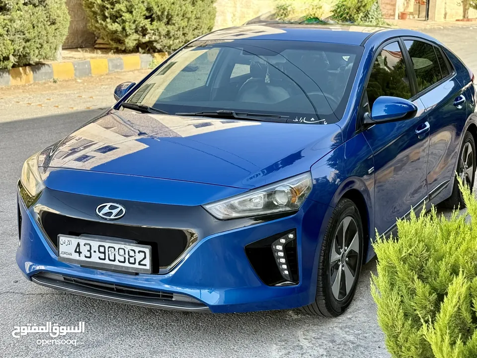هيونداي ايونيك 2017 فل وفحص كامل ماشيه 90 الف كاش واقساط بدفعه 2000 دينار
