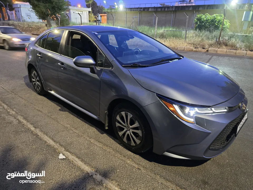 تويوتا كورولا 2022 XLE فحص كامل فل كامل جلد تدفئة شاحن وايرلس كراسي كهروباء ياباني بطارية ليثيوم