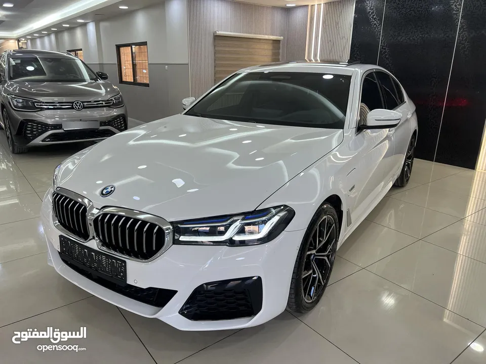 BMW 530e 2022 iPerformance plug in hybrid M  kit