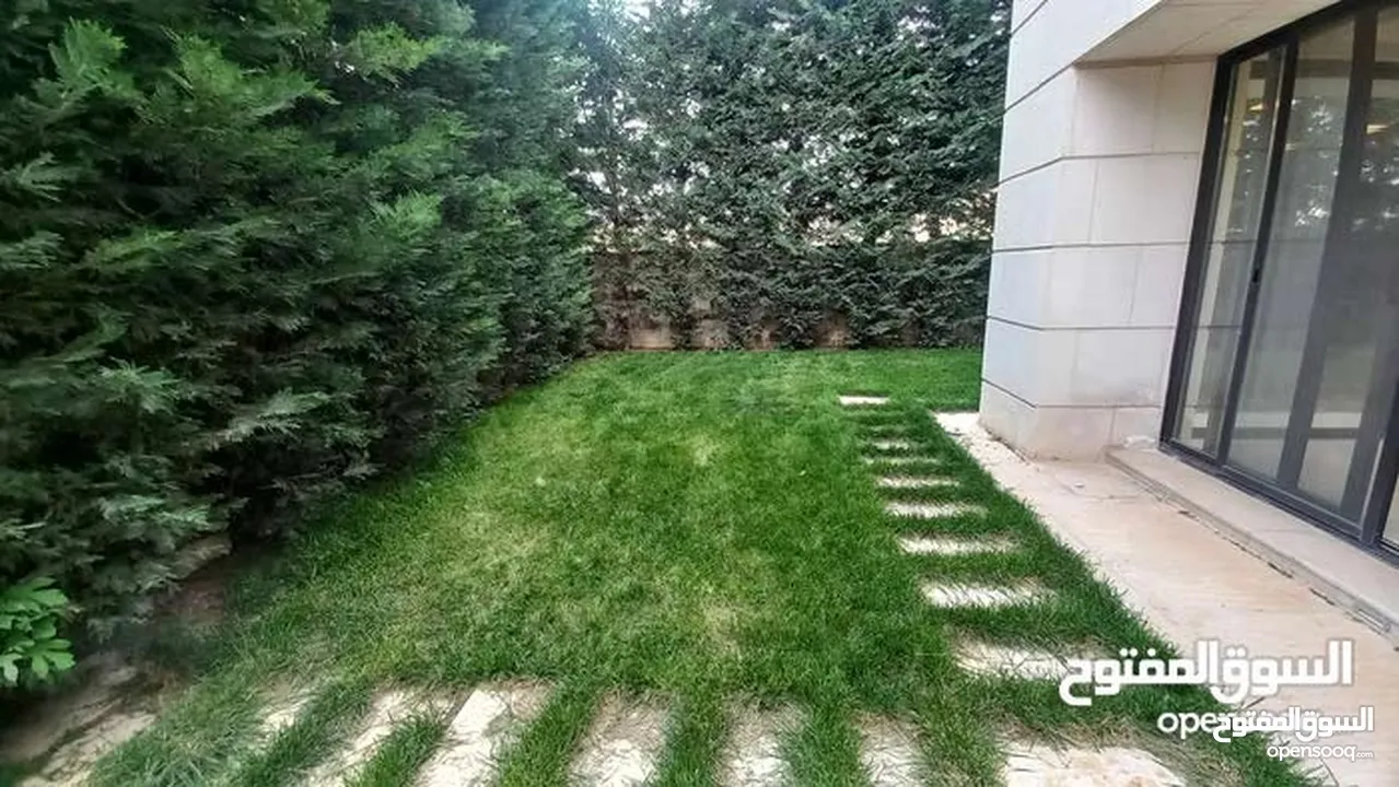 فيلا مستقله فارغه للايجار+ تشطيبات فاخره سوبر ديلوكس مسبح + مصعد + 4 طوابق