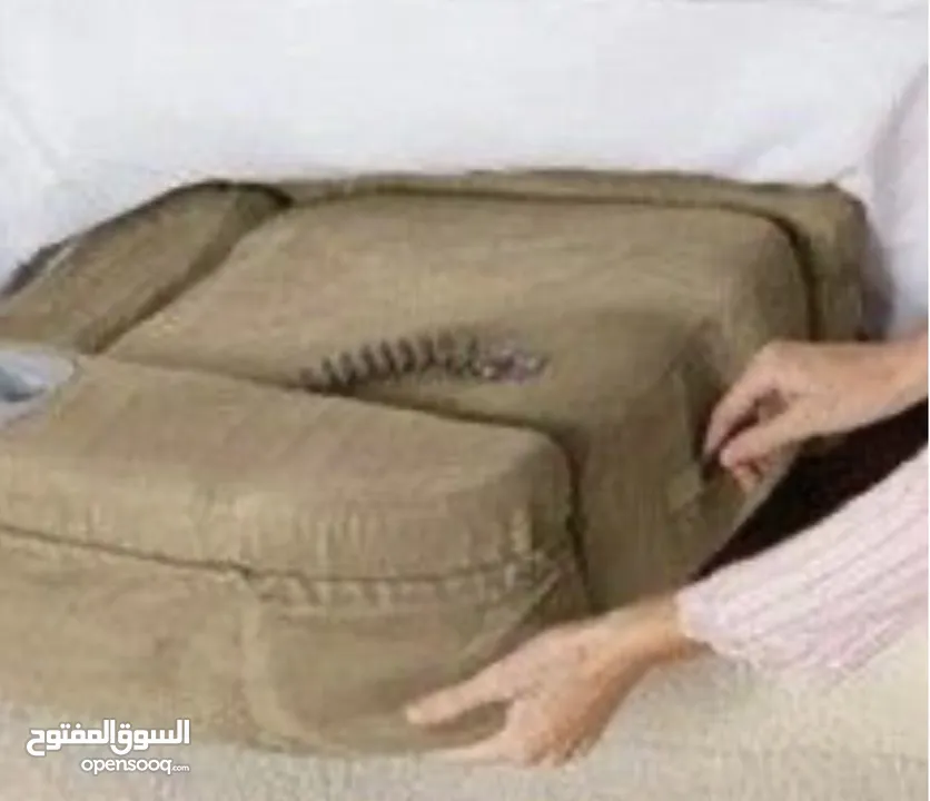 Homedics Comfortable reading pillow with  cup holder مخدة مسند للقراءة او الجلوس جديد غير مستعمل new