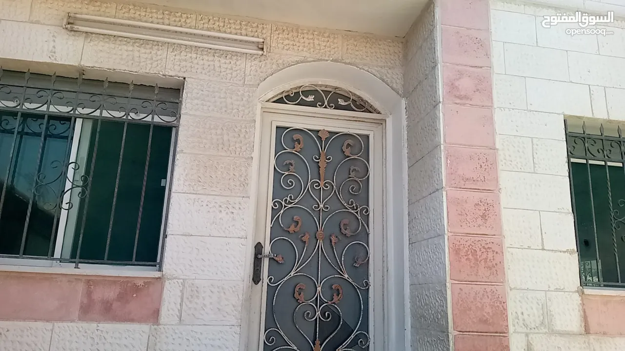 شقة أرضية +تراس للايجار