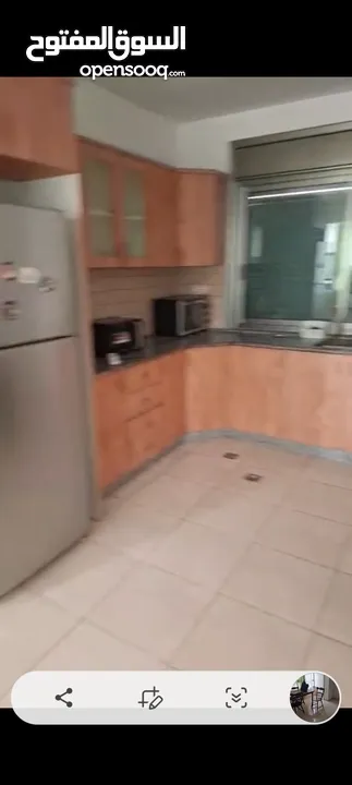 شقه للبيع في واسط رام الله مساحه 170متر السعر 135الف دولار في واسط رام الله