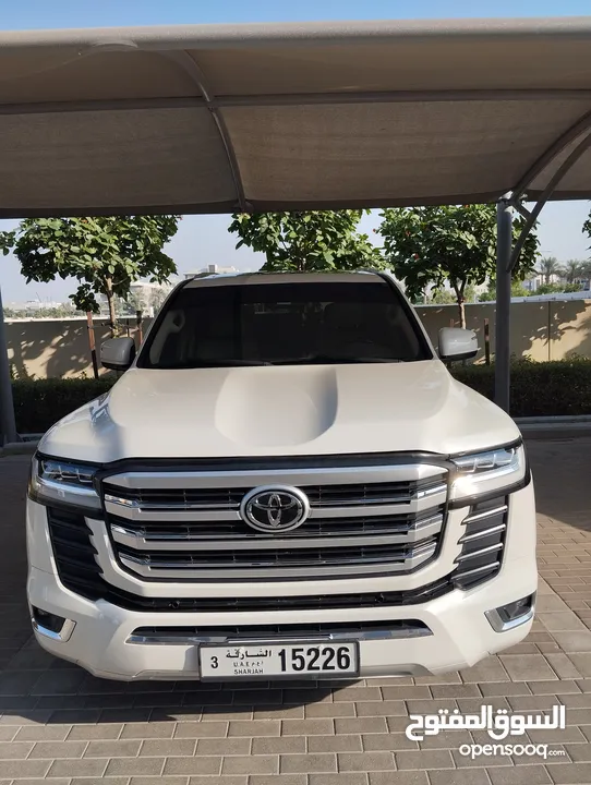 neat and clean family used land cruiser