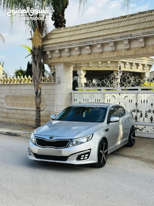 كيا أوبتما K5 فحص نخب اول ولا ضربة عداد قليل سياره قمة في الرفاهية والقوة فل اضافات بدون فتحة