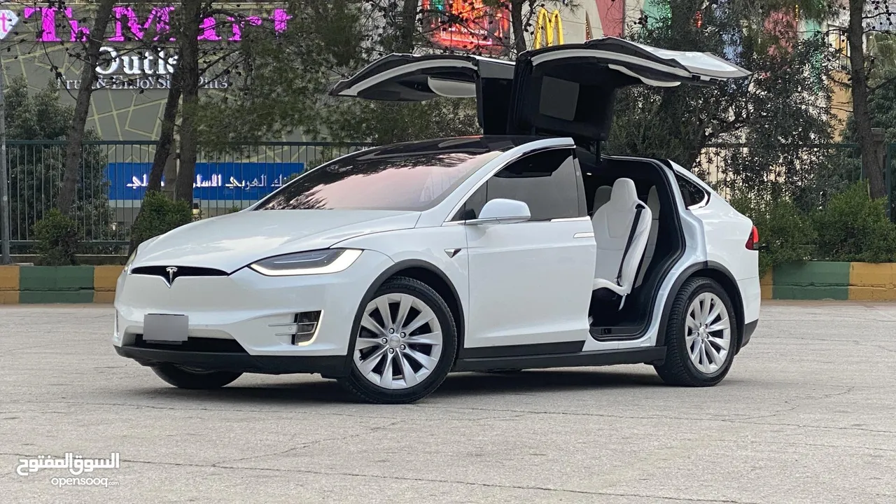 Tesla model x 2018