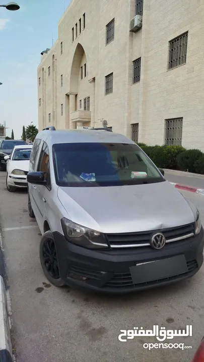 سيارة مناسبة