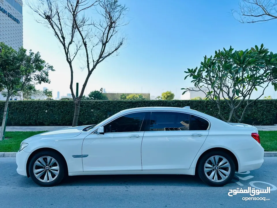 BMW 740Li  (7 Series Edition)Fully loaded  Year-2011.Single owner used car.Zero Accident Free car.