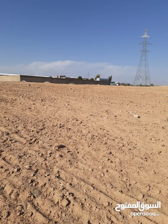 الجيزة ارض 6 دونم قرب المطار