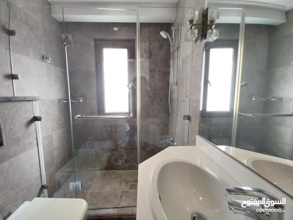 شقة للإيجار في دير غبار  ( Property 34888 )-175072356