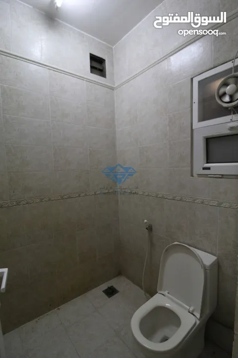 #REF934    Beautiful & Spacious and well maintained 2BHK Apartment for rent in Ruwi