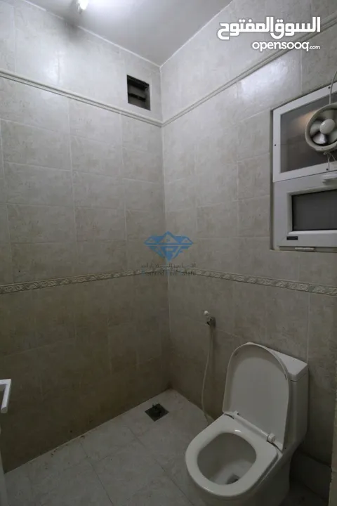 #REF934    Beautiful & Spacious and well maintained 2BHK Apartment for rent in Ruwi