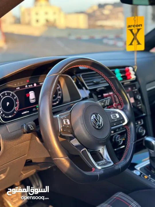 جولف GTI MK7.5 PERFORMANCE فل اضافااات ولا جرام بوية بحالة الوكالة عداد اصلي 47