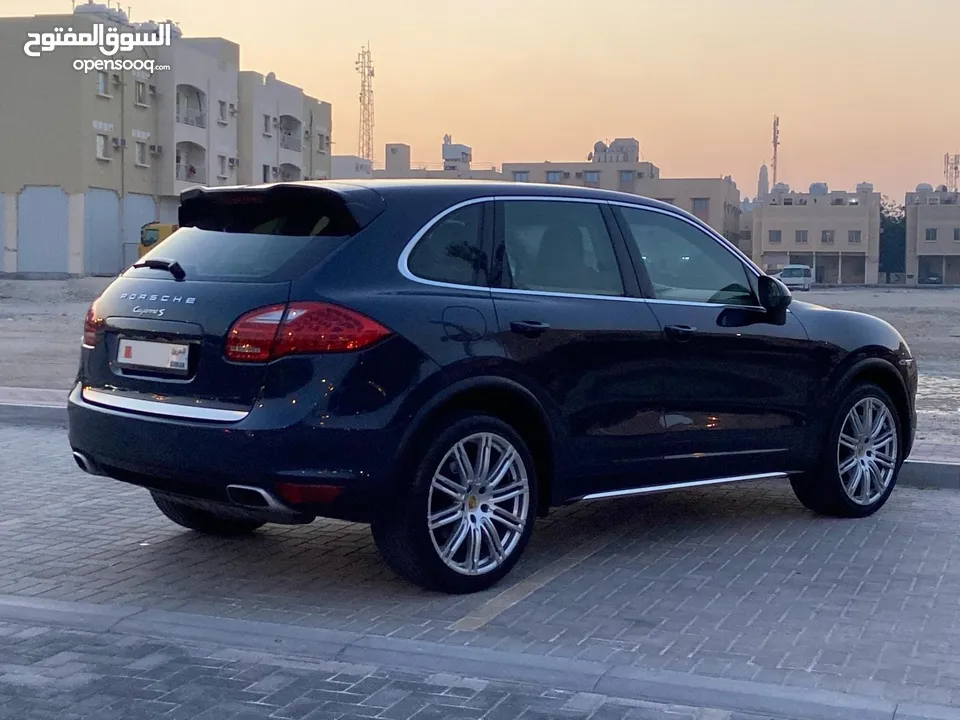 PORSCHE CAYENNE S 2013