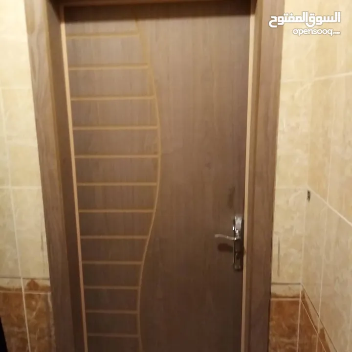 تفضيل كافة ابواب الخشب