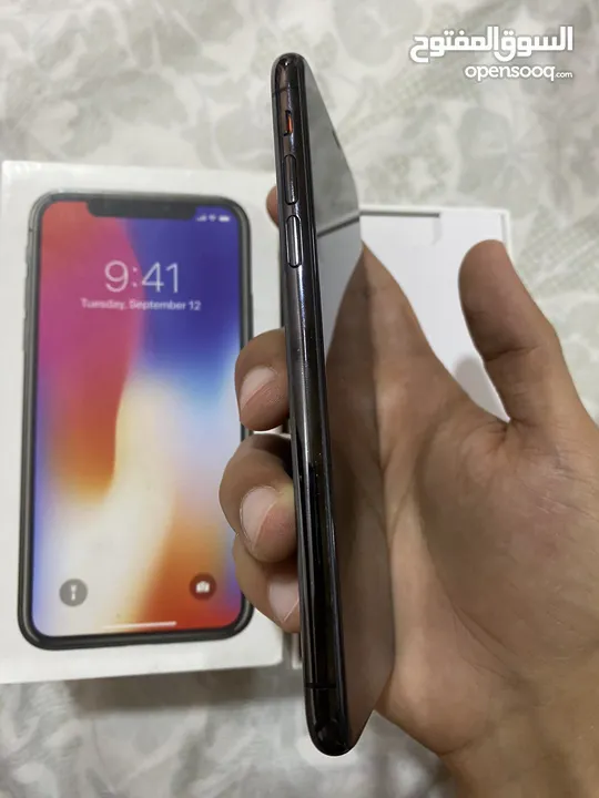 ايفون اكس IPhone X للبيع