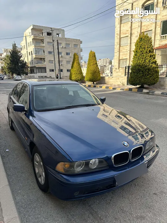 بي ام وارد الوكالة موديل 2003 520i
