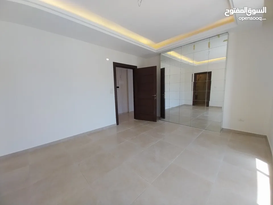 شقه للايجار في منطقه دير غبار ( Property 33728 )-174890882