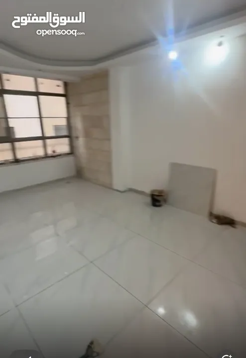 واثق المصري
