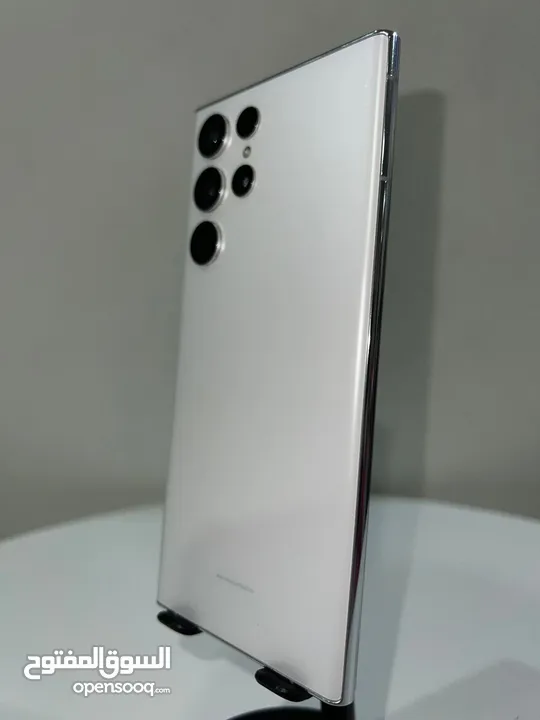 Samsung s22 Ultra ساسمونج s22 الترا  128 جيجا المعالج سناب دراجون ولا شخط  استعمال خفيف  مع شاحن