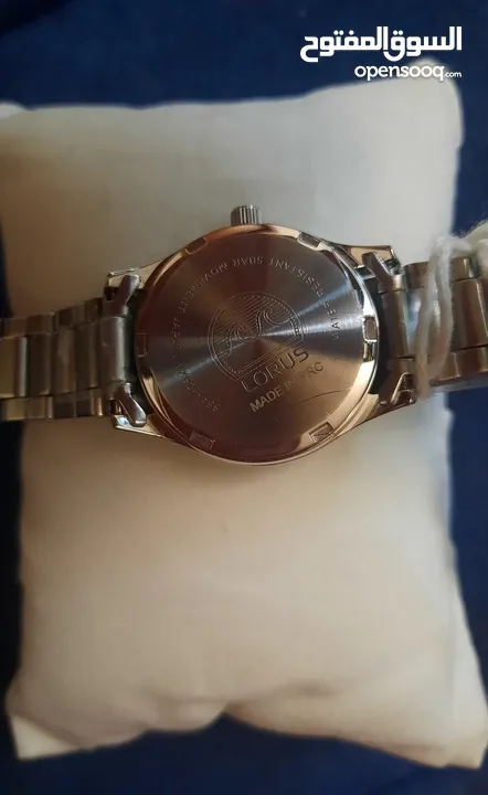 " ساعه لوروس  LORUS WATCH" لون سيلفر  .. جديدة أصلية ياباني غير مستعملة للبيع بحاله ممتازه ..
