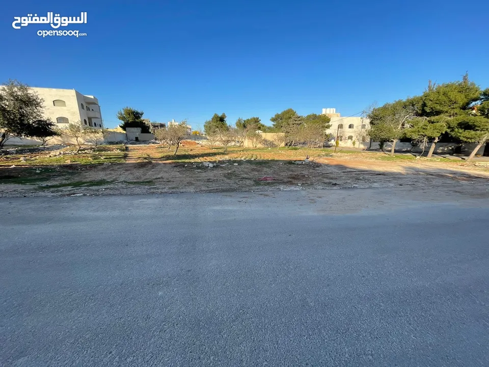 ارض سكنية للبيع في سحاب الحي الشرقي اراضي سحاب