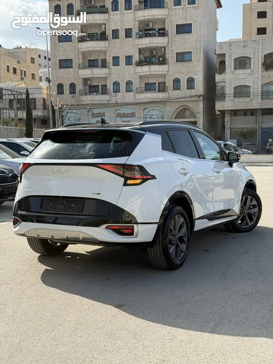 كيا سبورتاج GT Line ترخيص 2022 محرك 1600 هايبرد  جير أوتوماتيك 240 حصان