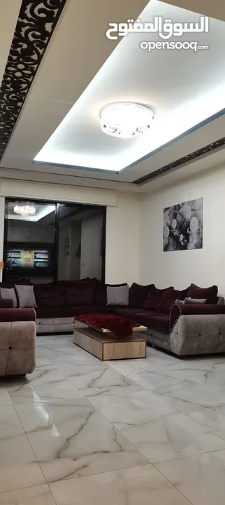 شقه لي البيع