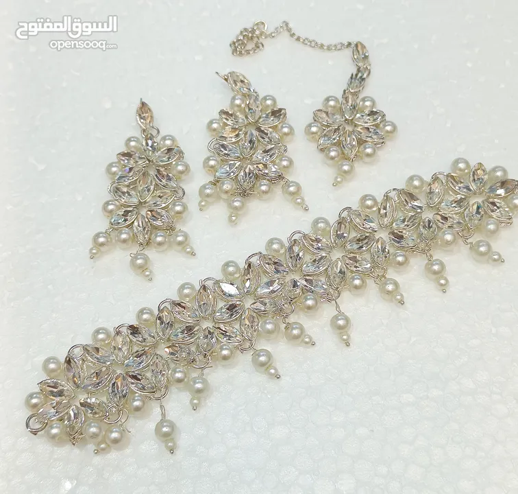 Beautiful collection of ladies jewelry ..