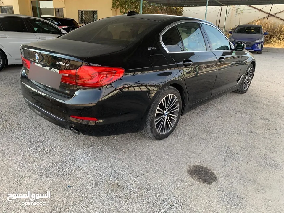 2019 BMW 5 Series, 530E Iperformance