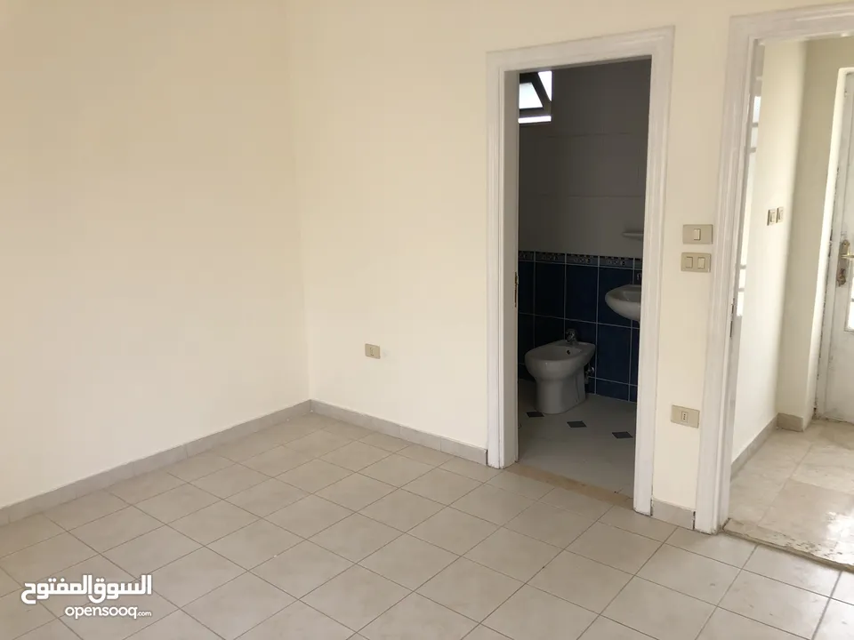 فيلا في عبدون للايجار  Villa For Rent At Abdoun