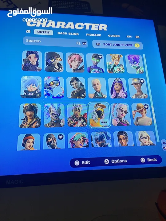 حساب فورت نايت ملان سكنات ايتم شوب للبدل على حساب آخر