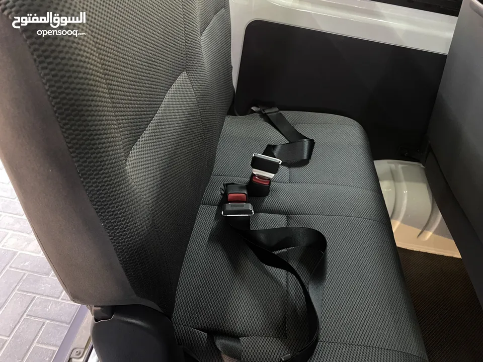 Toyota Hiace 2023 NEW 14 seats