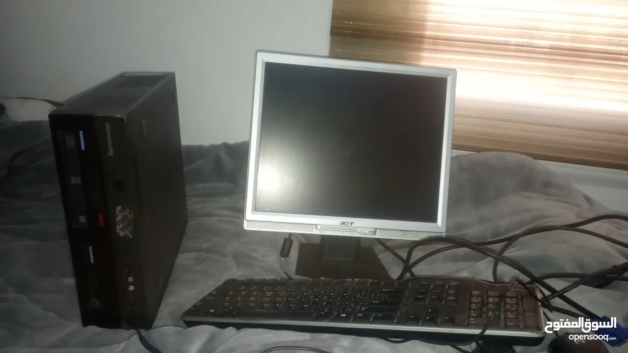 كمبيوتر العاب شاشة acer و lenovo case بحاجة تصليح كرت الشاشه فقط