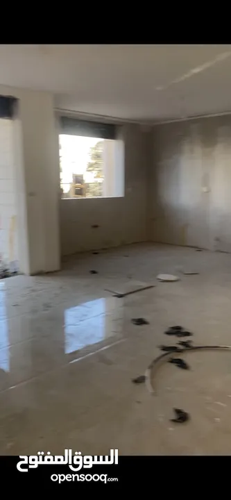 شقه في بيت جالا السدر مهويه مش مضغوطه طابو طابق أرضي