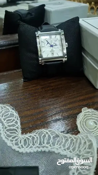 ساعة اورينت جديد راقية للبيع