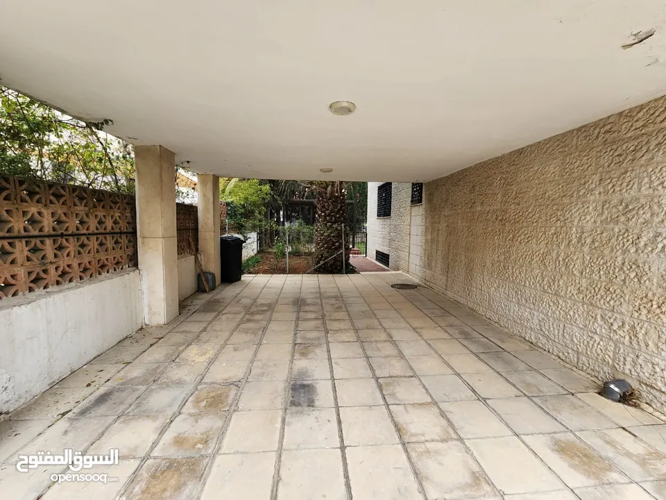 شقة أرضية طابقية للإيجار في عبدون الشمالي - ref : 14474