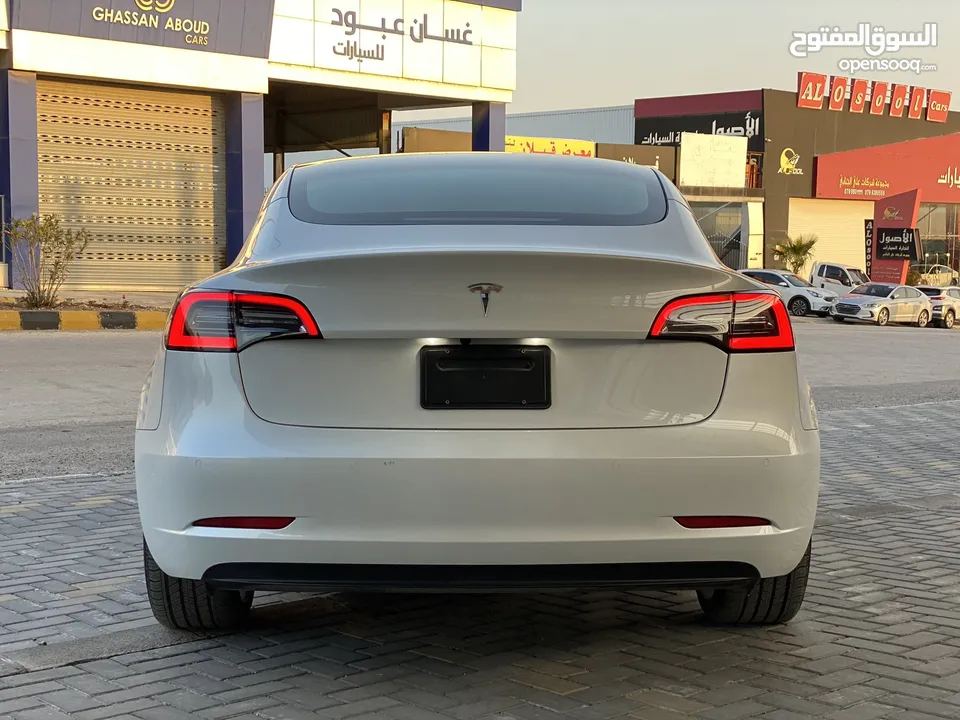 TESLA Model 3 Stander Plus تسلا 3