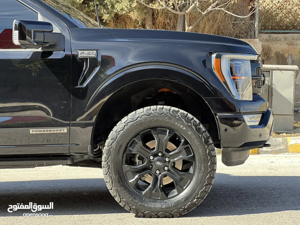 2022 FORD F-150 Platinum Hybrid Black-Edition