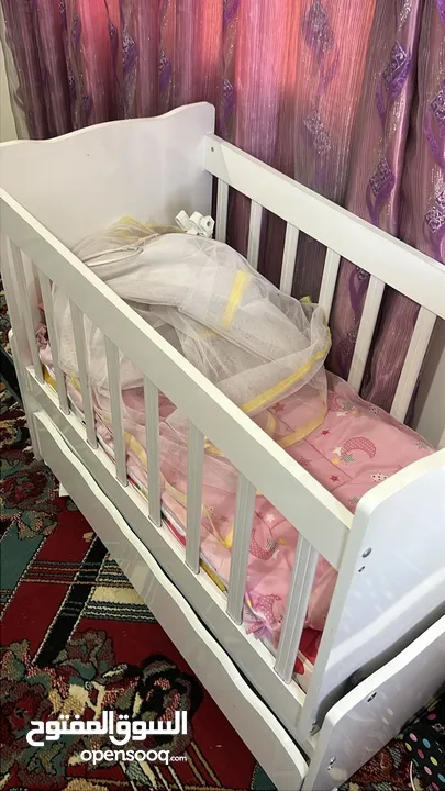 سلام تخت بيبي استعمل قليل جدا ما استعمل بحاله الجديد