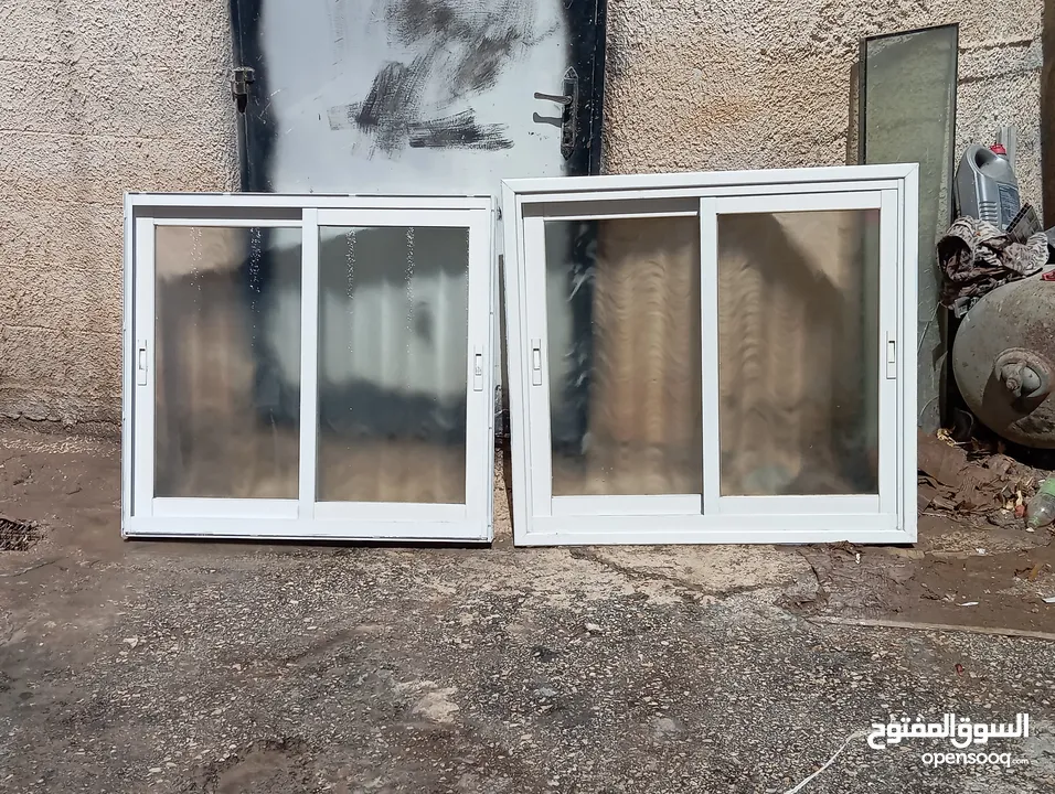 شبابيك مستعمله للبيع