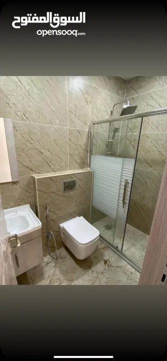 شقه دوبلكس ارضي مع تسويه بسعر مميز في الياسمين