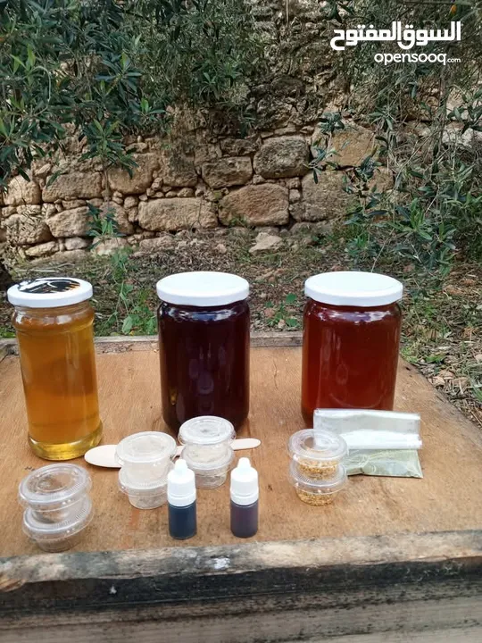 عسل طبيعي يوجد فحص