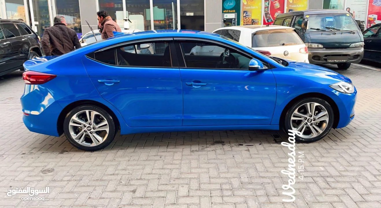 Hyundai Avanti 2018 Royal Blue 1600cc GDI