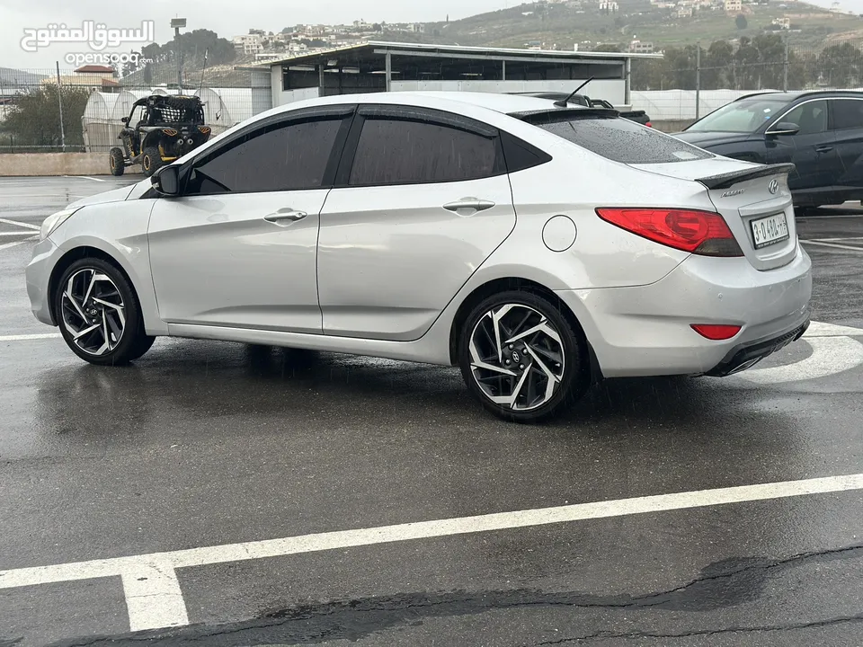 هونداي اكسنت بنزين 2016