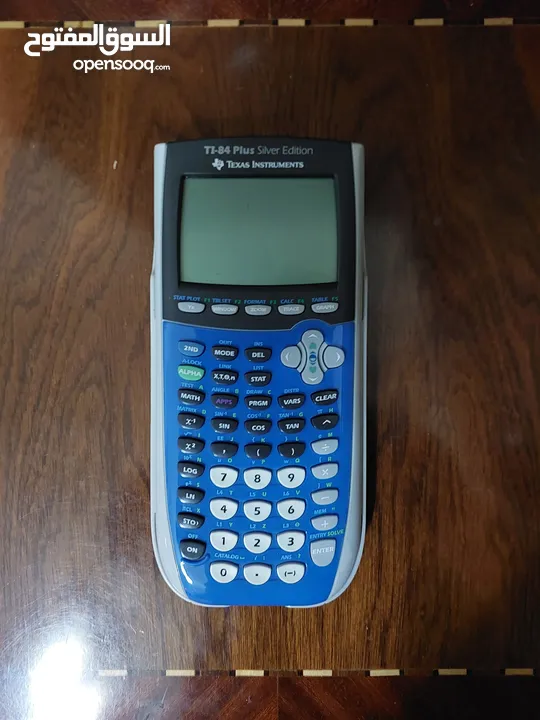 حاسبة متقدمة للمعادلات Texas TI 84 Silver Edition calculator