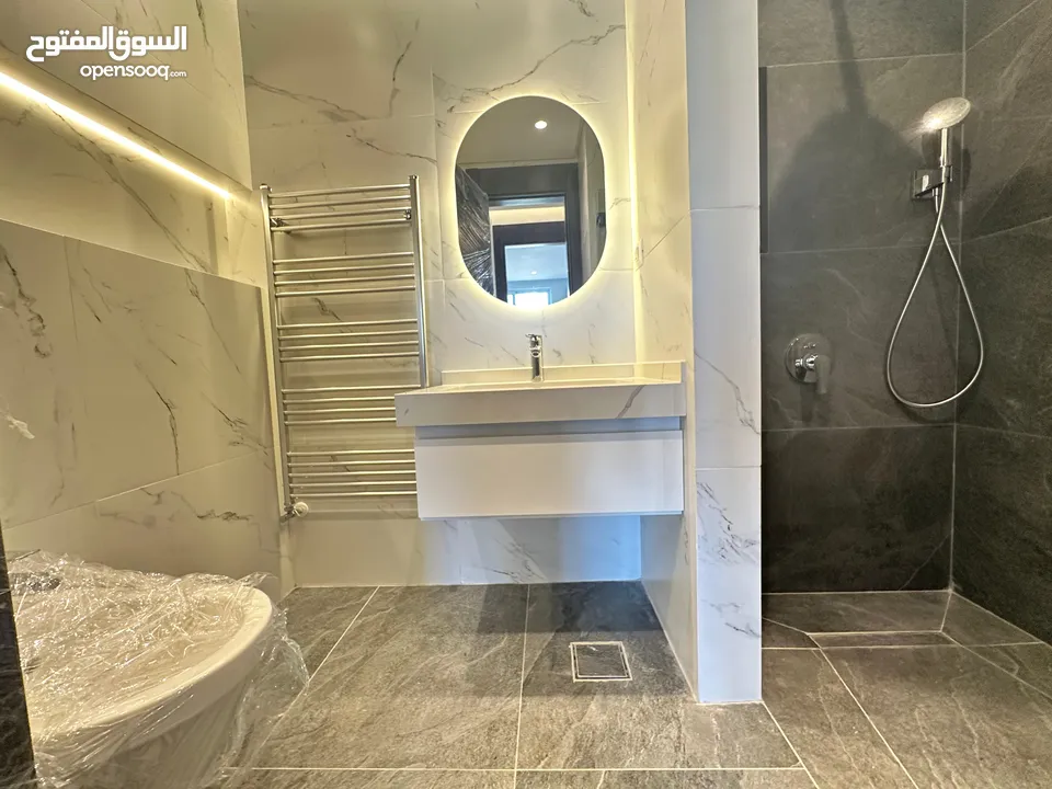 شقة شبه مفروش للايجار في عبدون ( Property 39074 ) سنوي فقط