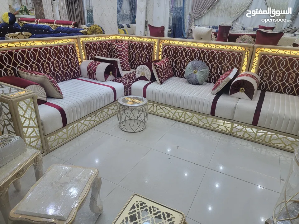 الركن الملكي للمفروشات صنعاء شارع مجاهد جولة الكميم امام صالة الخليج