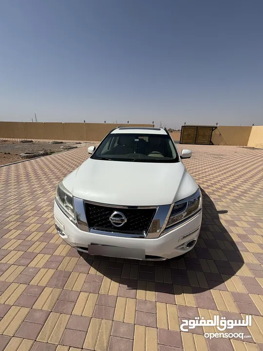 2014 Nissan Pathfinder SL - Full Option - Low KM - Four Wheel Drive - GCC