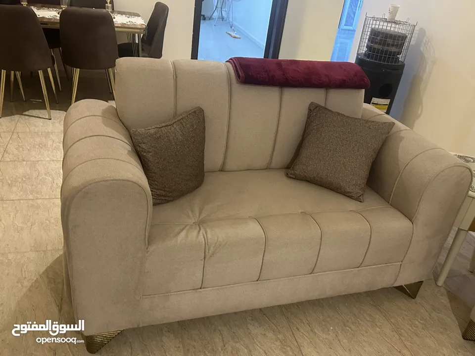 بيع كنب لون بيج
